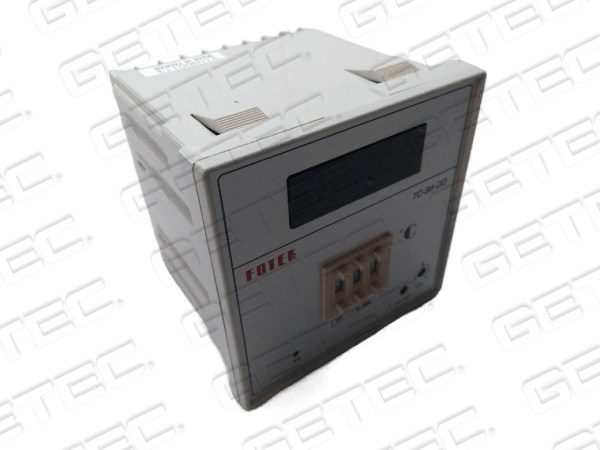 TC-96-DD-PT-R3-S Control de temperatura