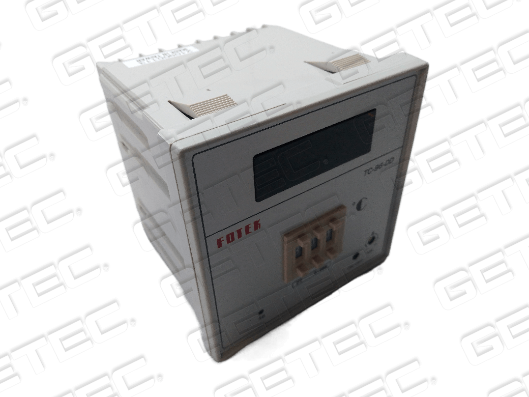 TC-96-DD-PT-R3-S Control de temperatura